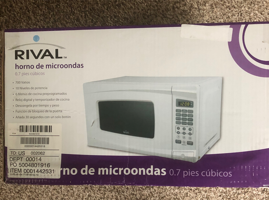 Photo Rival .7 cu. Ft. Digital Microwave Oven 900 Watts, Top, 10 power levels