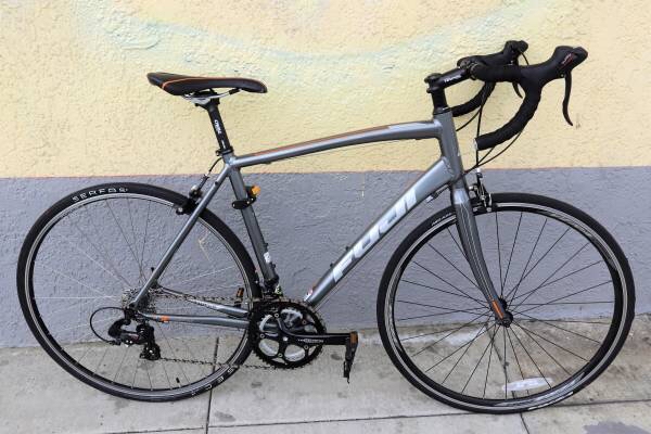 Photo Fuji Bikes Fuji Sportif 2.5 56cm Road Bike - 2016 (Grey/Orange).