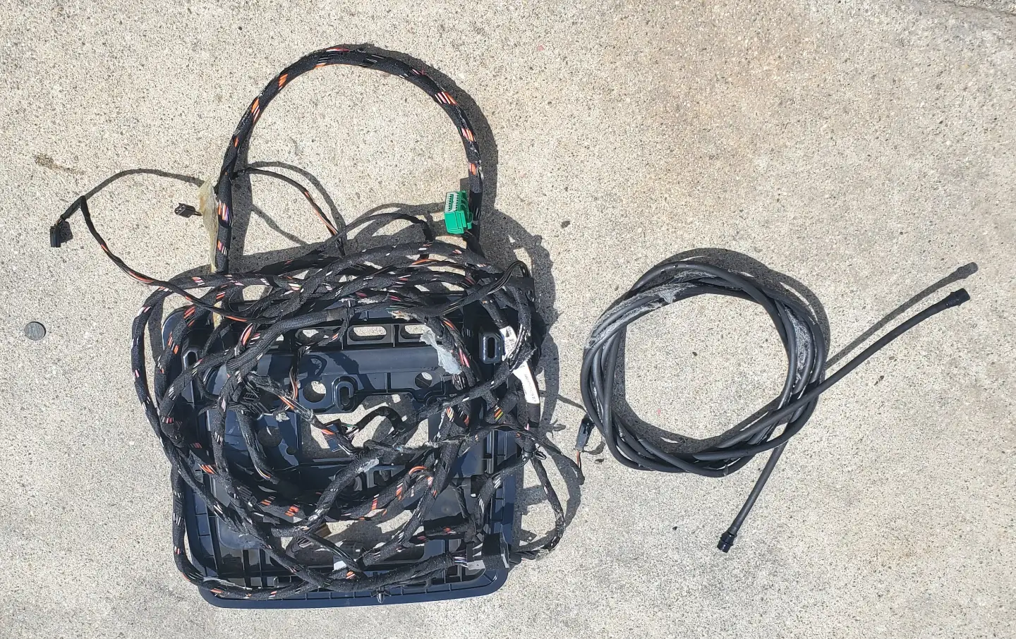 GMC Acadia DVD Player For Sale ZeMotor